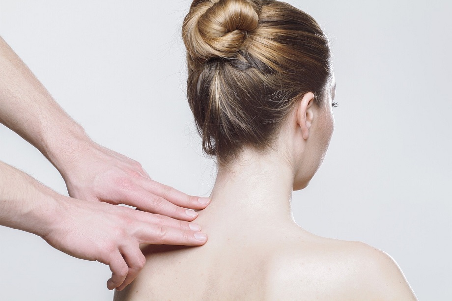 prevenir el dolor de espalda en QuiroPlaza
