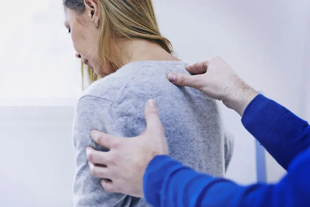 Consejos para tratar el dolor de espalda alta